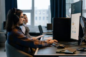 Audit cybersécurité interne vs externe : lequel choisir ?" 1 audit cybersecurite externe
